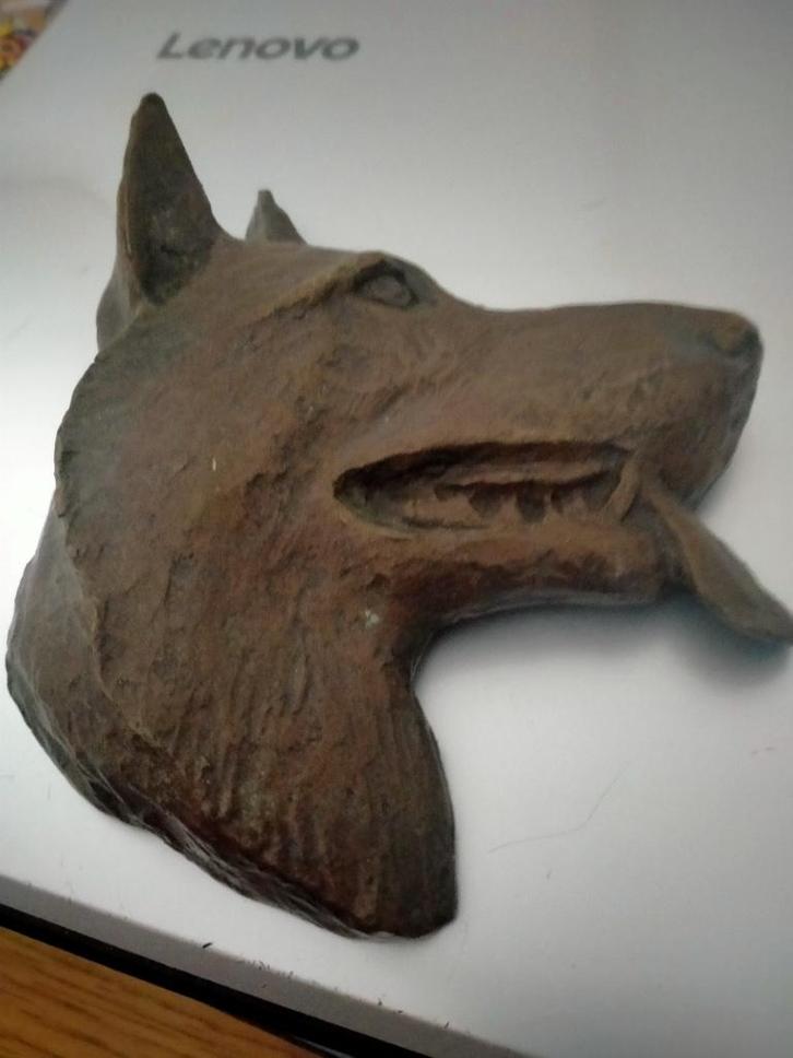 Bronzen hoofd herdershond gemaakt door Gerda van den Bosch, Antiek en Kunst, Kunst | Beelden en Houtsnijwerken, Ophalen of Verzenden