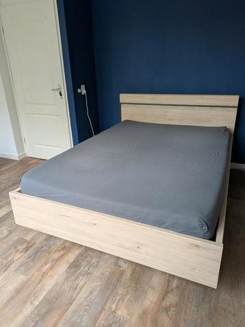 Tweepersoonsbed Totaalbed beschikbaar voor biedingen