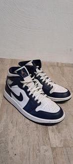 Air jordan 1 mid White metallic gold obsidian Maat 41, Ophalen of Verzenden, Zo goed als nieuw, Blauw