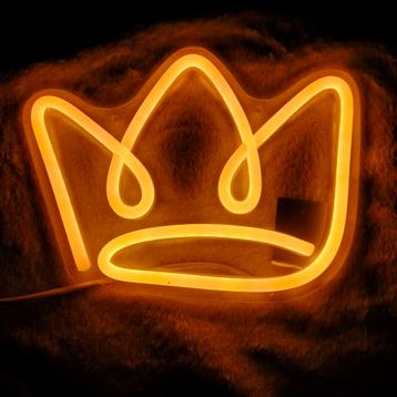 Neon Led verlichting 'kroontje" USB met schakelaar  beschikbaar voor biedingen