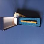 Dasspeld van SAAB., Sieraden, Tassen en Uiterlijk, Manchetknopen, Ophalen of Verzenden, Nieuw, Overige materialen, Verguld