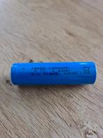 Batterij type 18650 - 3.7 Volt - 1200 mah - oplaadbaar., Audio, Tv en Foto, Accu's en Batterijen, Ophalen of Verzenden, Zo goed als nieuw