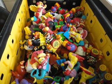 grote verzameling ,175 Happy meal McDonald speeltjes beschikbaar voor biedingen