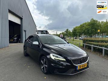 Volvo V40 1.5 T3 Polar+ Sport, BTW, Black on Black, Full Pan beschikbaar voor biedingen