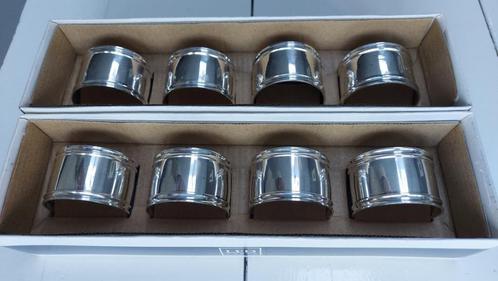 Te koop: Acht verchroomde servetringen van Life Style Wonen, Huis en Inrichting, Keuken | Servies, Zo goed als nieuw, Overige typen