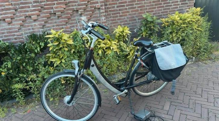 Batavus elektrische damesfiets in perfecte staat, Fietsen en Brommers, Elektrische fietsen, Gebruikt, Batavus, 51 tot 55 cm, Ophalen