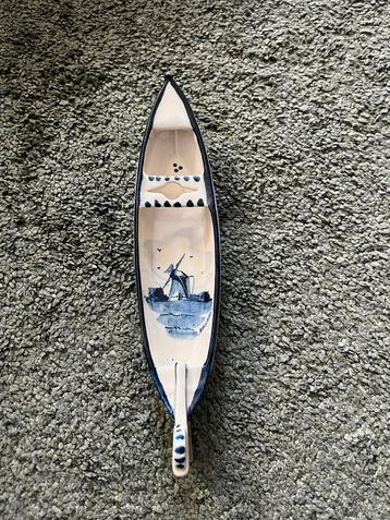 Delfts Blauw Bootje beschikbaar voor biedingen