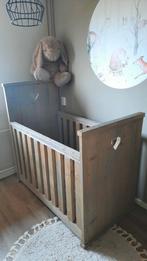 Nette steigerhouten babykamer, Ophalen, Zo goed als nieuw, Jongetje of Meisje