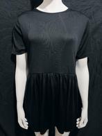 Prachtige zwarte tuniekjurk van BOOHOO, Kleding | Dames, Jurken, Verzenden, Maat 46/48 (XL) of groter, Zo goed als nieuw, Boven de knie