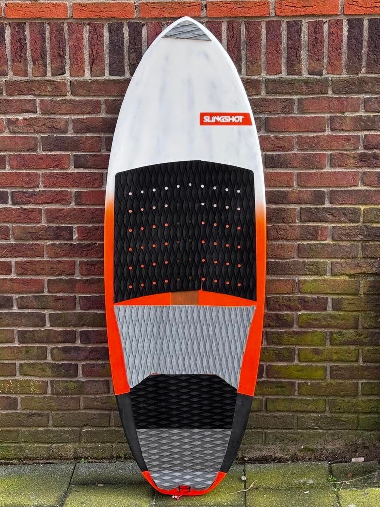 Slingshot high roller 5’2 prone, foildrive, wingboardje, Ophalen, Zo goed als nieuw