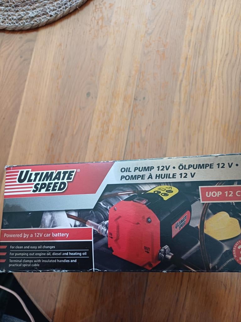 Oliepomp 12V - Zo goed als nieuw, Ophalen of Verzenden