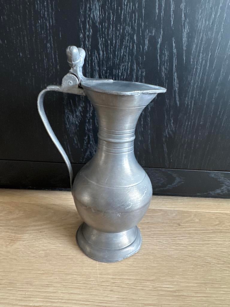 Tinnen schenkkan met deksel, Antiek en Kunst, Antiek | Tin, Ophalen of Verzenden