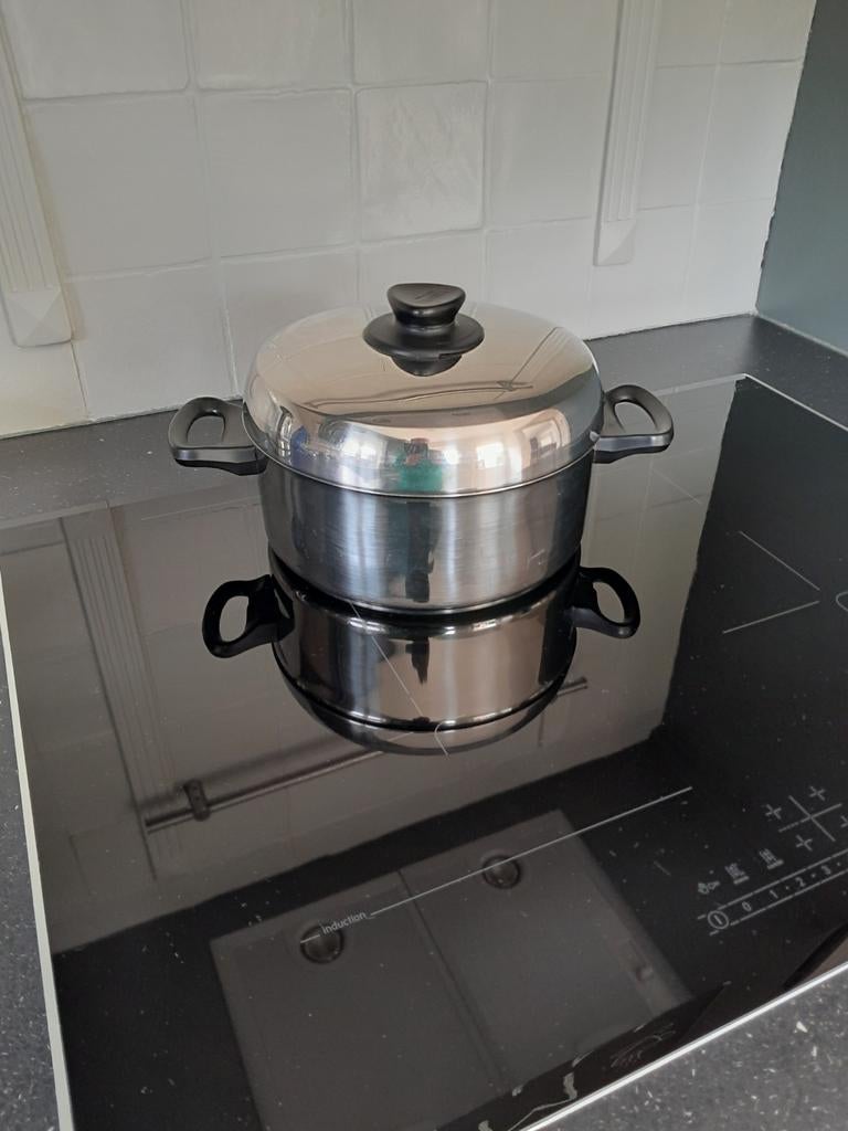 Pan, deze  pan kan  niet op inductie., Ophalen, Rvs, Kookpan of Snelkookpan