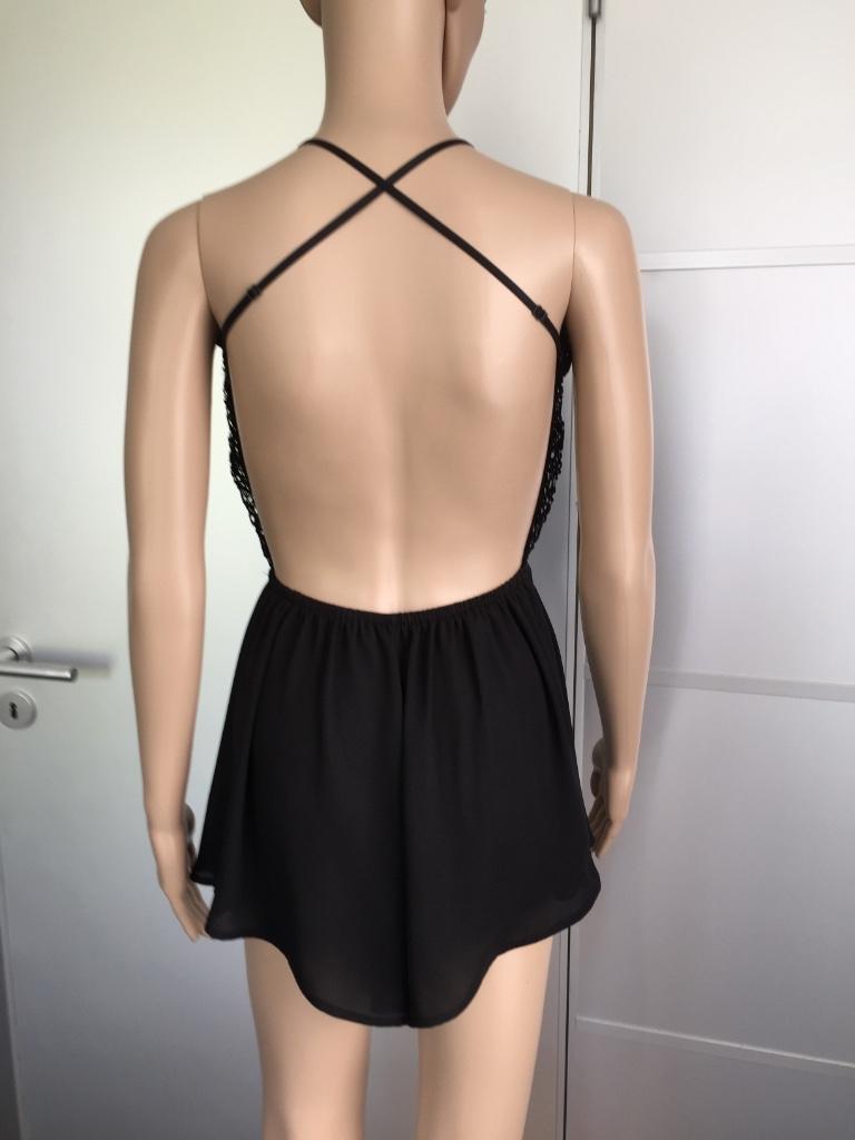 D523 Nieuw: zwart kort jumpsuit mt. M=38/40 playsuit, Kleding | Dames, Jumpsuits, Ophalen of Verzenden, Nieuw, Maat 38/40 (M)