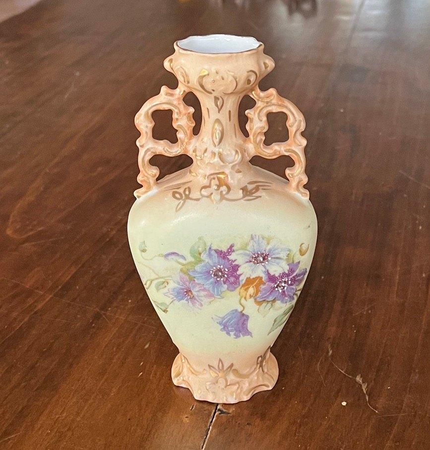 Antiek porselein vaasje, Antiek en Kunst, Antiek | Porselein, Ophalen of Verzenden