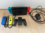 Nintendo Switch 1 met glasscherm, Ophalen, Zo goed als nieuw, Met 2 controllers, Switch Original