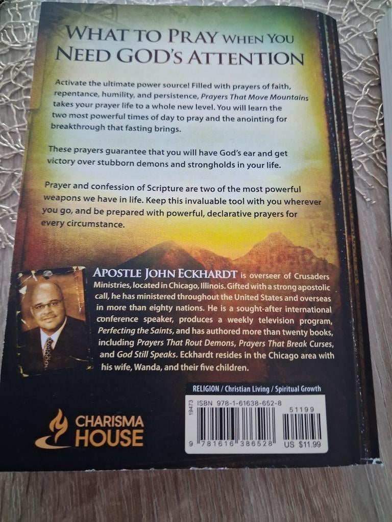 Set van 3 boeken van Apostle John Eckhardt, Boeken, Godsdienst en Theologie, Zo goed als nieuw, Christendom | Protestants, Ophalen of Verzenden