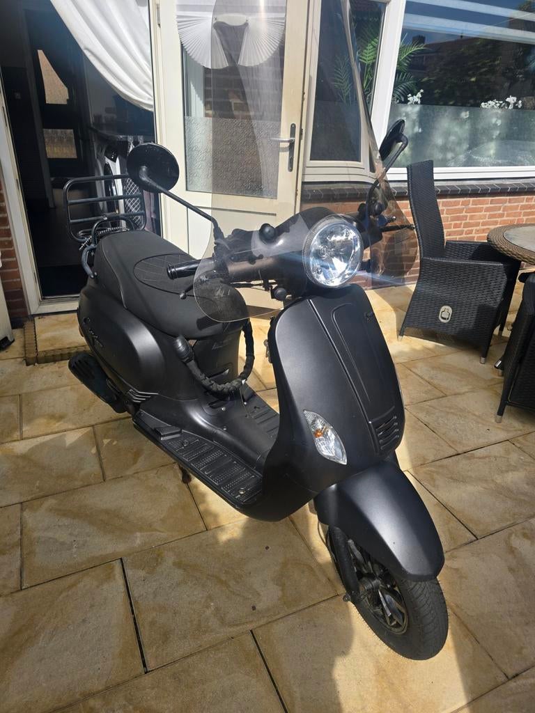 Santini Capri scooter met kickstart, Ophalen