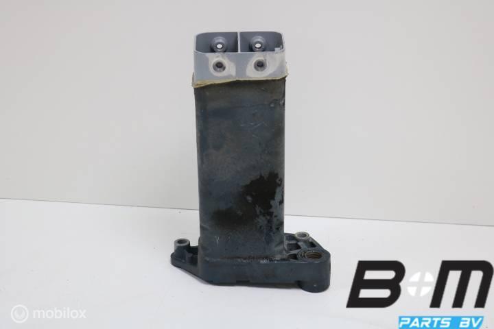 Steun voor voorfront rechts Audi A2, Gebruikt