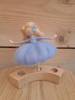 Seizoenstafel jaarring steker ballerina grimms naaldvilt, Hobby en Vrije tijd, Ophalen of Verzenden, Zo goed als nieuw, Figuurtje(s)