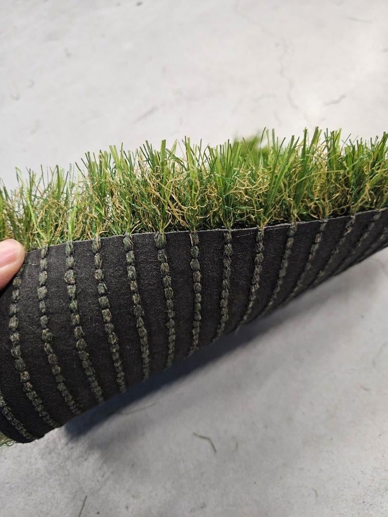 Mega actie rol 45mm zacht en dik kunstgras 9.15 x 4.00 36m2, Tuin en Terras, Gras en Kunstgras, Ophalen of Verzenden, Nieuw, 20 m² of meer