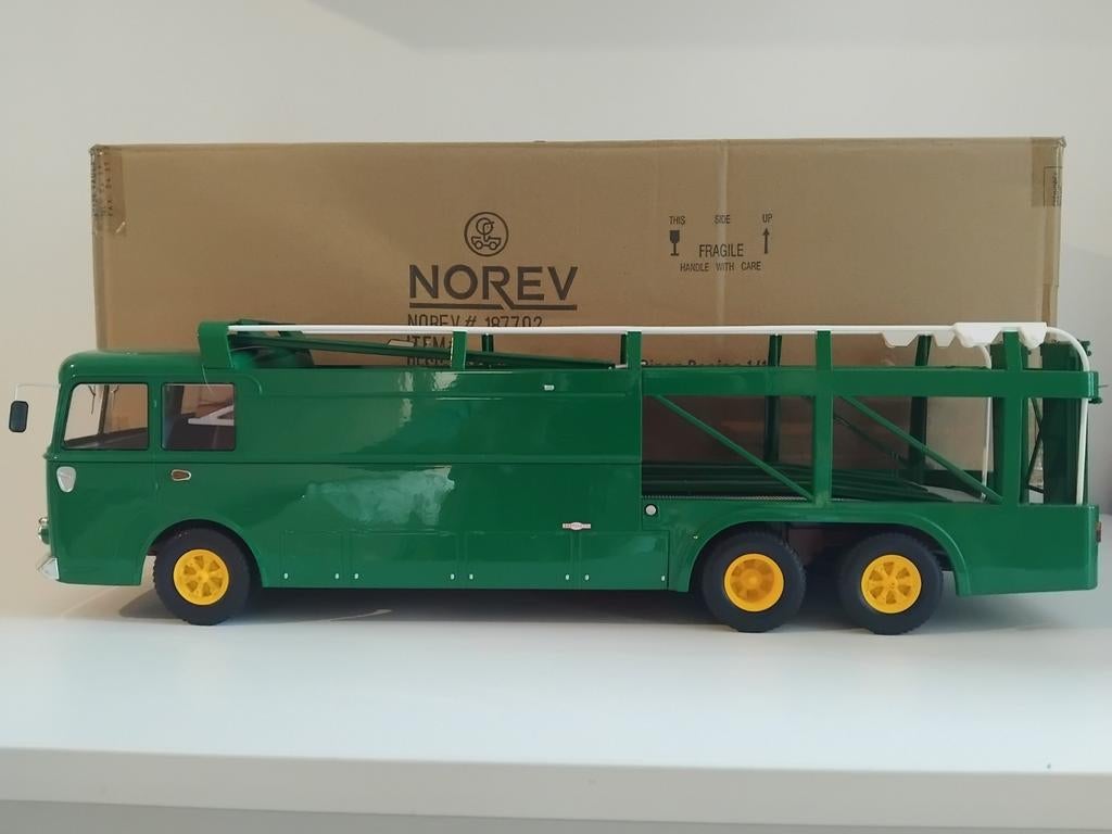 Grote Truck Fiat Bartoletti  groen 1970 NOREV 1:18 KRD, Ophalen, Zo goed als nieuw, Overige typen, Norev