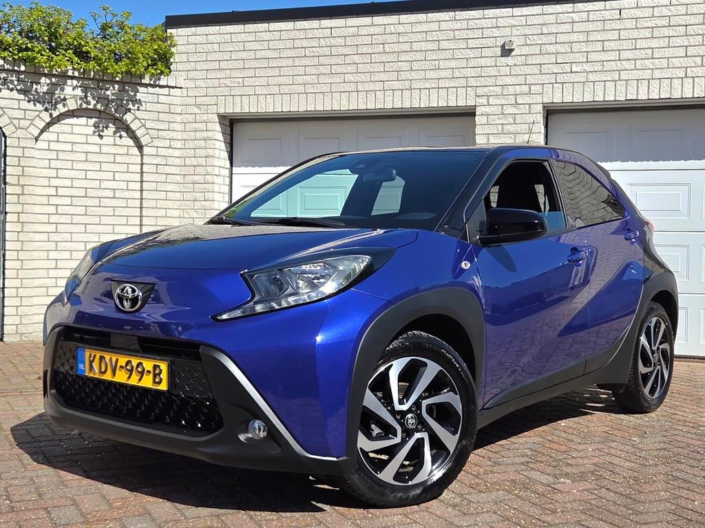 Toyota Aygo X 1.0 VVT-i MT Pulse Camera-Stoelverw.-Carplay, Auto's, Toyota, Stof, Gebruikt, Met garantie (alle), 3 cilinders