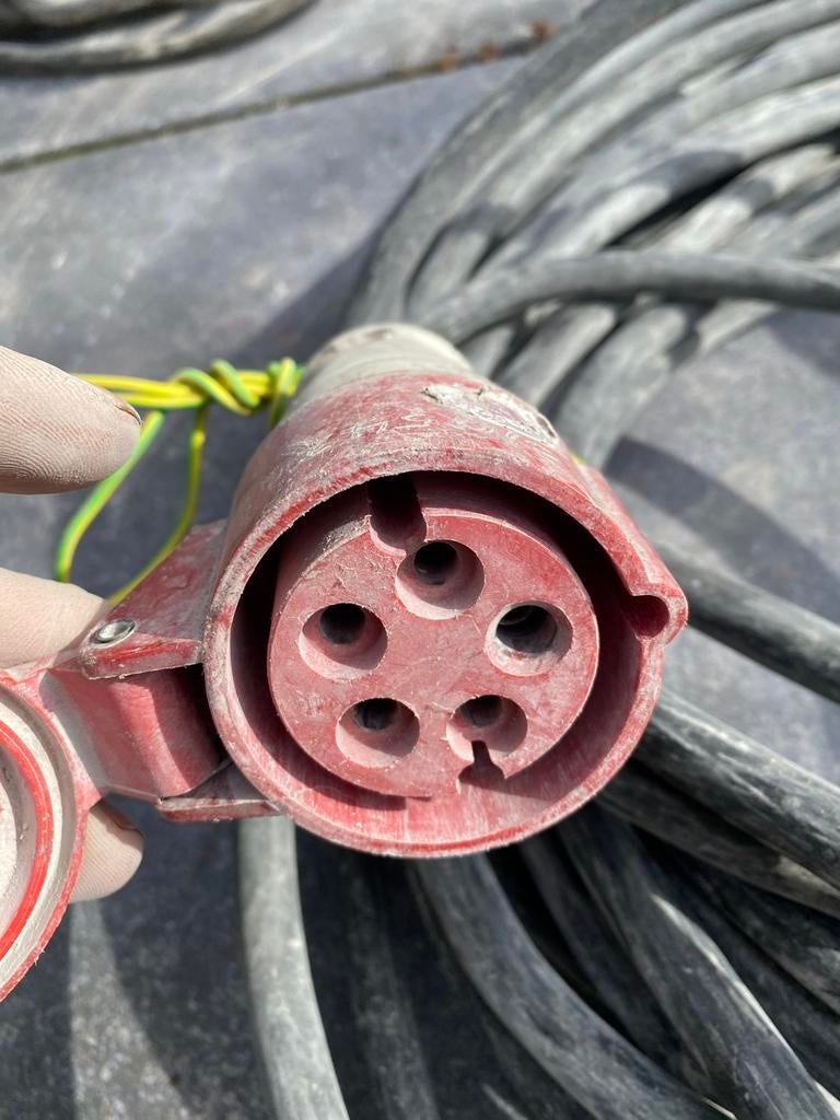 15 meter 380 volt krachtstroom kabel, Doe-het-zelf en Verbouw, Elektra en Kabels, Ophalen, Gebruikt, Kabel of Snoer