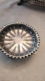 Zilver schaaltje op pootjes 11,5x4cm., Ophalen of Verzenden, Zilver