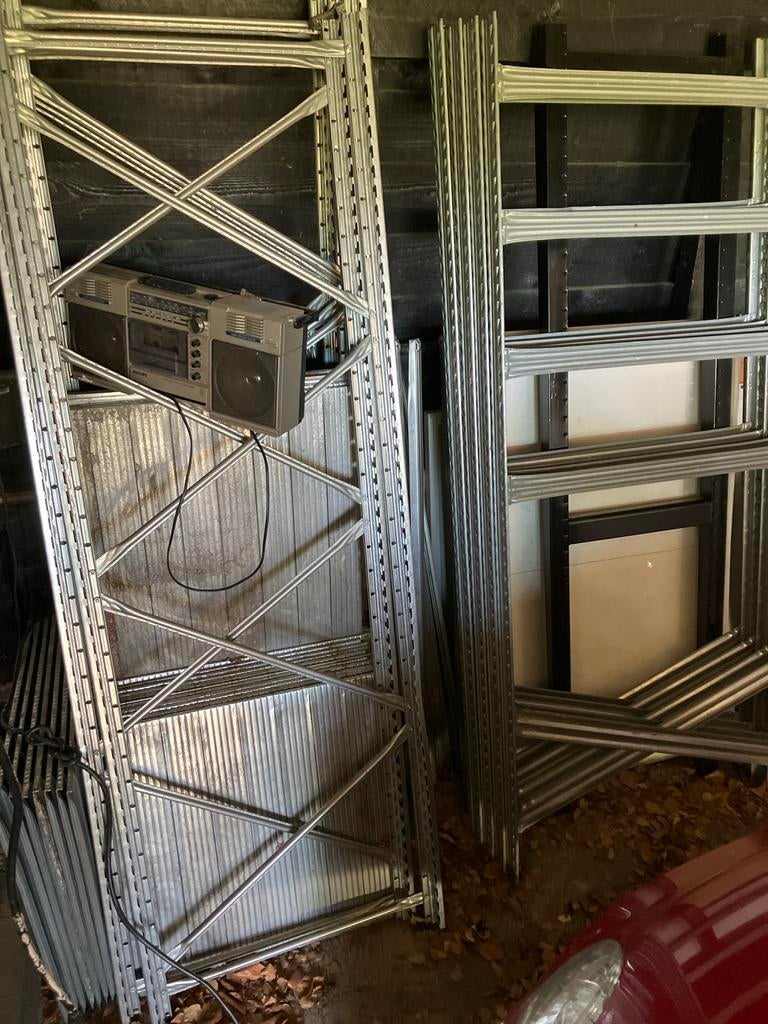 Diverse metalen stellingkasten en onderdelen, Ophalen of Verzenden, Gebruikt