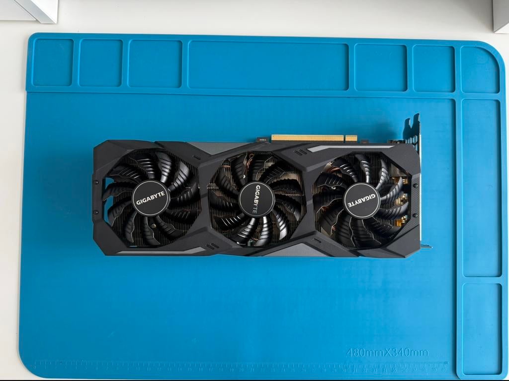 Gigabyte GeForce RTX 2080 – Krachtige Gaming GPU, Computers en Software, Videokaarten, Zo goed als nieuw, Nvidia, PCI-Express 3.0