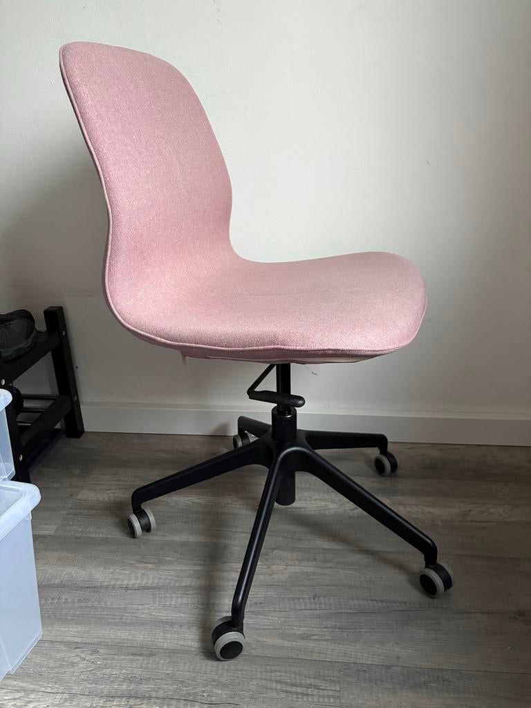 IKEA LÅNGFJÄLL roze bureaustoel, Huis en Inrichting, Stoelen, Ophalen, Gebruikt, Overige kleuren, Eén