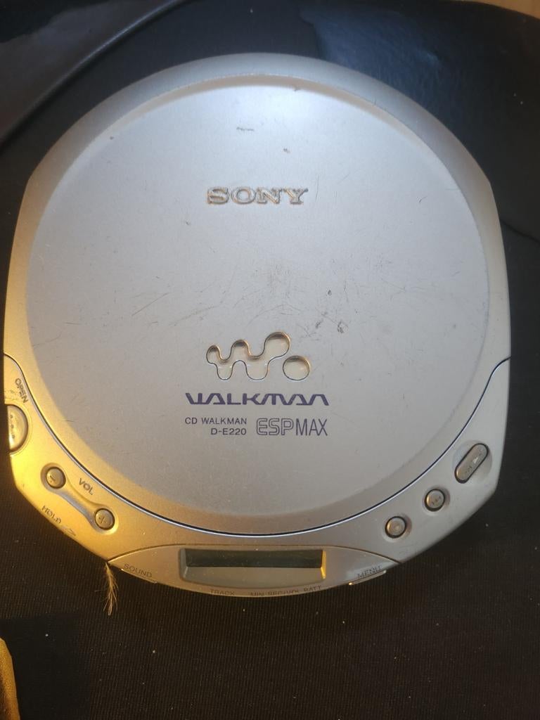 Sony CD Walkman D-E220, Audio, Tv en Foto, Walkmans, Discmans en Minidiscspelers, Ophalen of Verzenden, Walkman