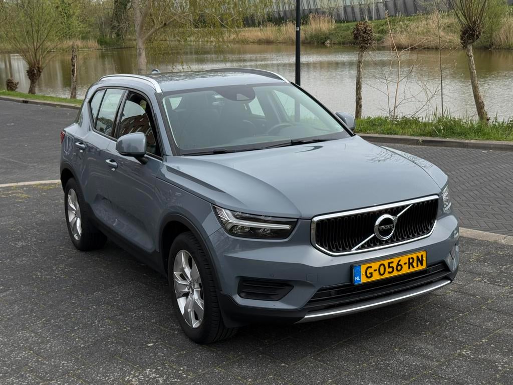 Volvo XC40 T3 Benzine | Automaat | 163PK | 81.000 | Trekhaak, Auto's, 1525 kg, Zwart, 163 pk, Navigatiesysteem