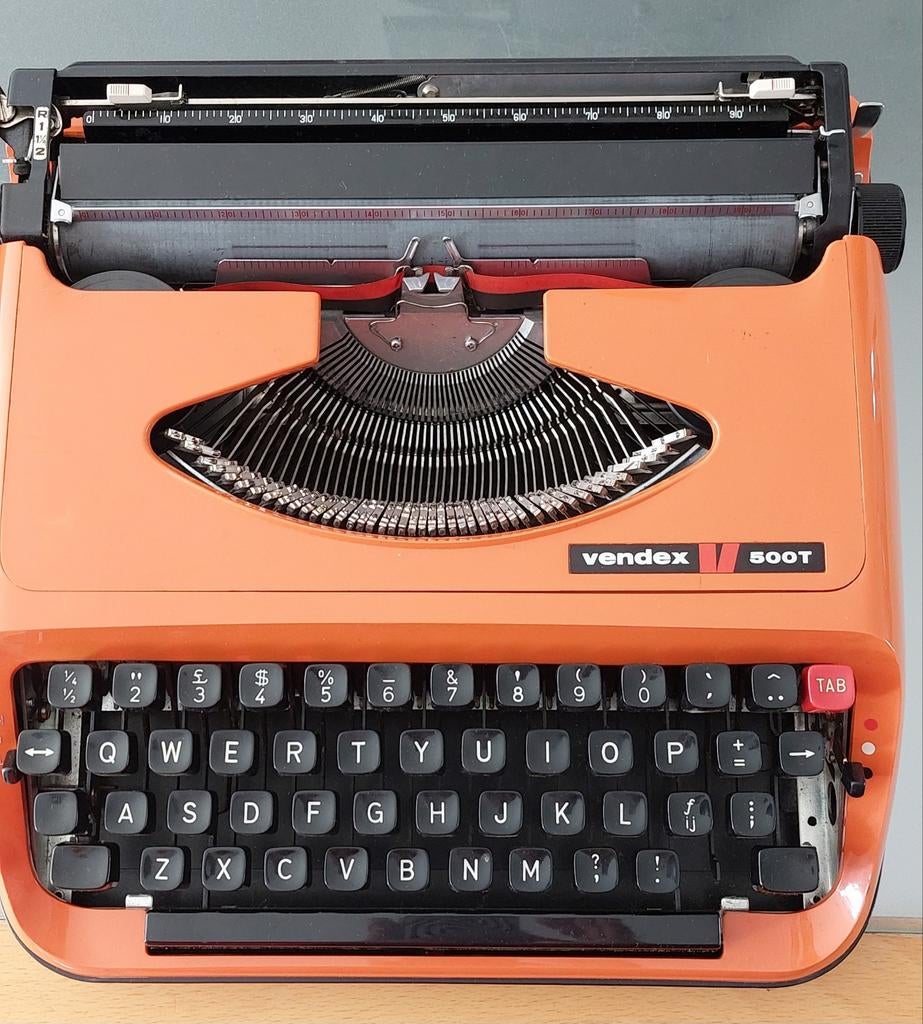 Vintage VENDEX 500T typemachine oranje, Antiek en Kunst, Curiosa en Brocante, Ophalen of Verzenden