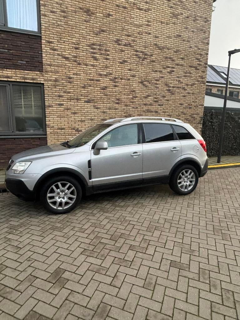 Opel Antara 2.4 16V 2009 Grijs, Auto's, Opel, Zwart, 4 cilinders, Handgeschakeld, Particulier