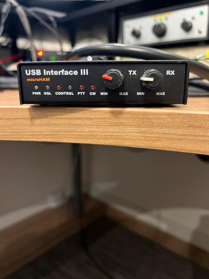 Microham USB interface III, Telecommunicatie, Zenders en Ontvangers, Zo goed als nieuw, Ophalen of Verzenden