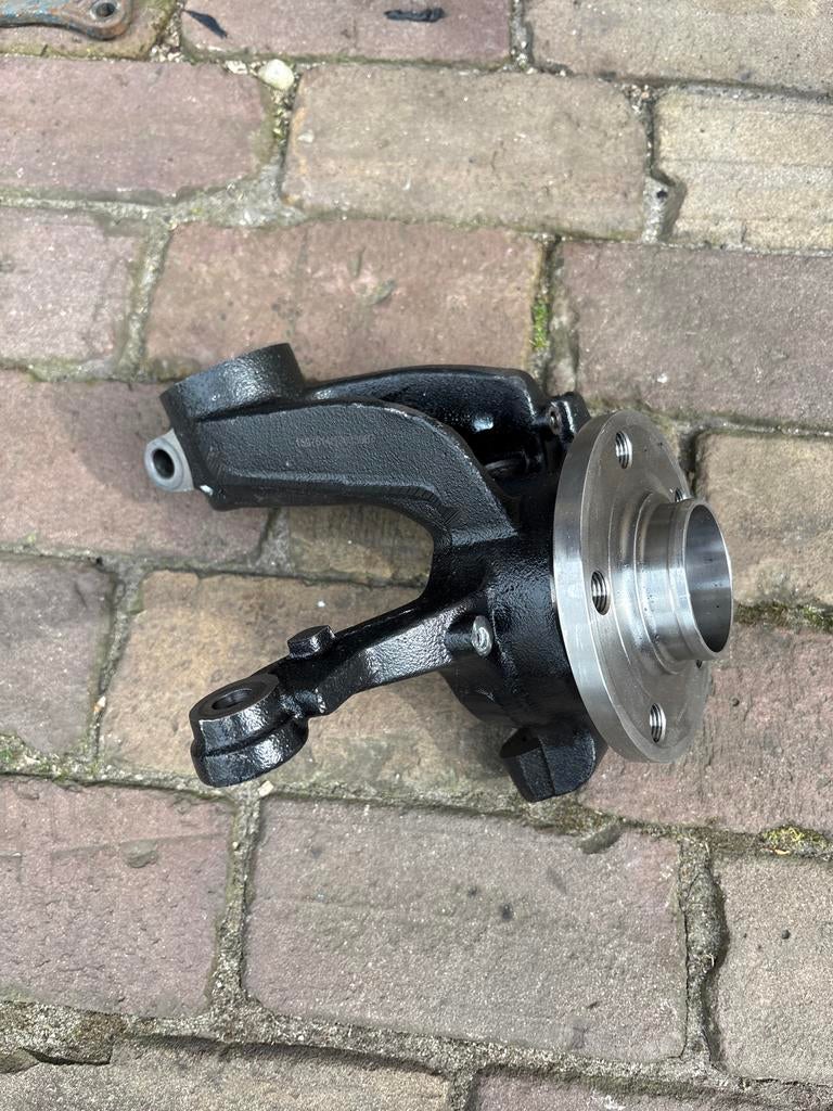 VW Polo 6R Fusee rechts met Nieuw Wiellager, Ophalen of Verzenden, Nieuw, Volkswagen