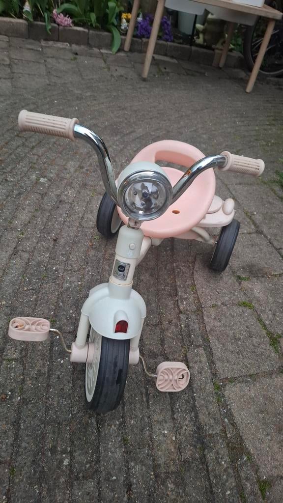 Roze driewieler, Fietsen en Brommers, Ophalen