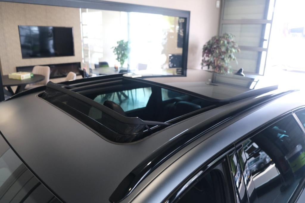 CUPRA Leon Sportstourer 1.4 e-Hybrid VZ 245PK MATT Pano Voll, 77 km/l, Gebruikt, Zwart, 4 cilinders