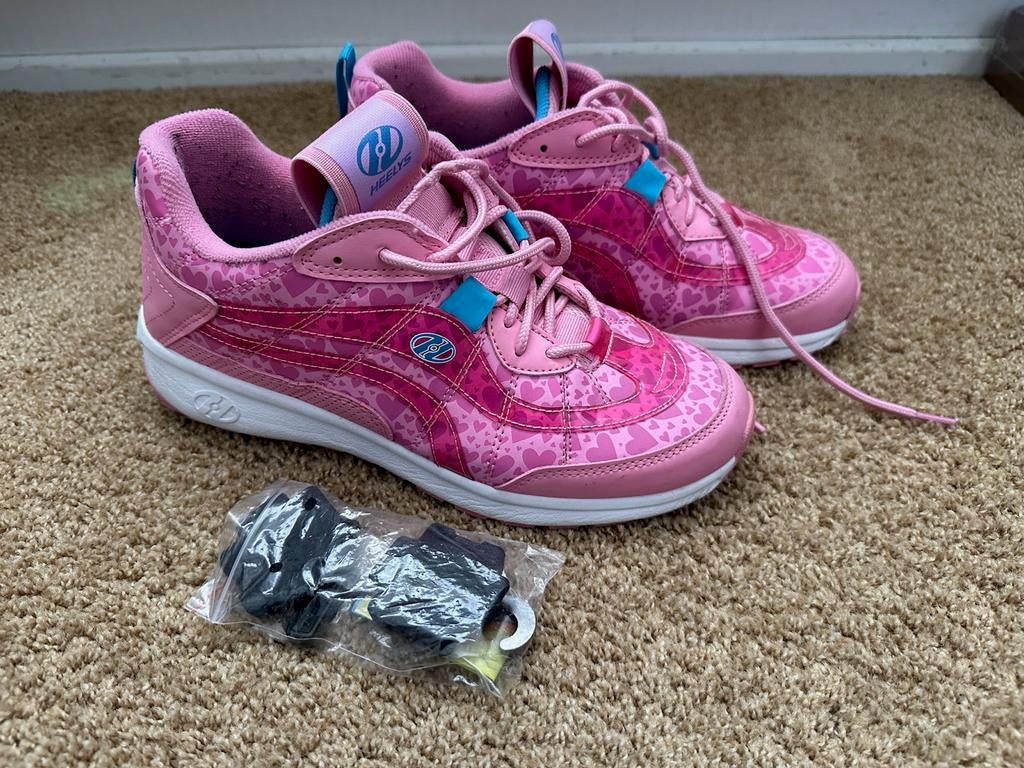 Roze Heelys - Maat 38 (vallen klein!), Kinderen en Baby's, Speelgoed | Buiten | Rolschaatsen, Ophalen of Verzenden, Zo goed als nieuw