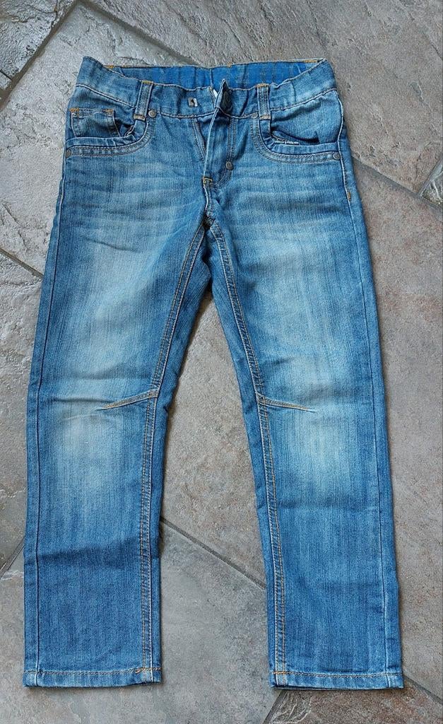 Spijkerbroek europe Kids maat 122 schuifknoop, Broek, Europe Kids, Ophalen of Verzenden, Zo goed als nieuw