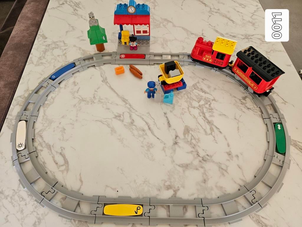 0011 Duplo Elektrische Trein met Rails, Ophalen of Verzenden, Zo goed als nieuw, Duplo