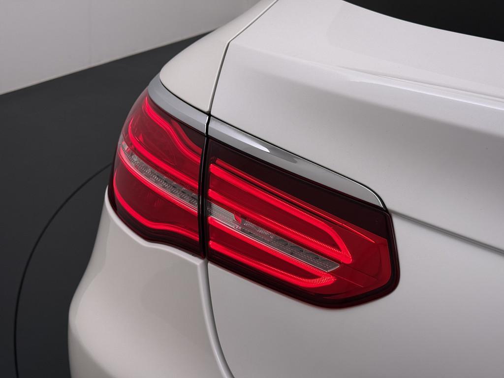 Mercedes-Benz GLC Coupé 250 4MATIC AMG line | Schuifdak Tre, Auto's, Automaat, 12 maanden, Gebruikt, 4 cilinders