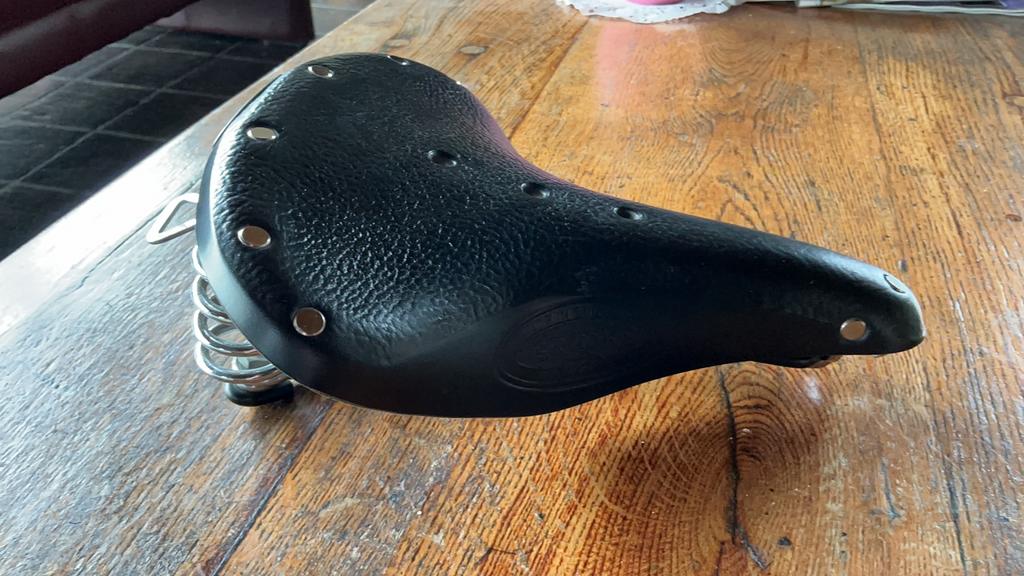 Fietszadel, leer, Brooks, Fietsen en Brommers, Fietsonderdelen, Ophalen of Verzenden, Zo goed als nieuw, Zadel, Leer