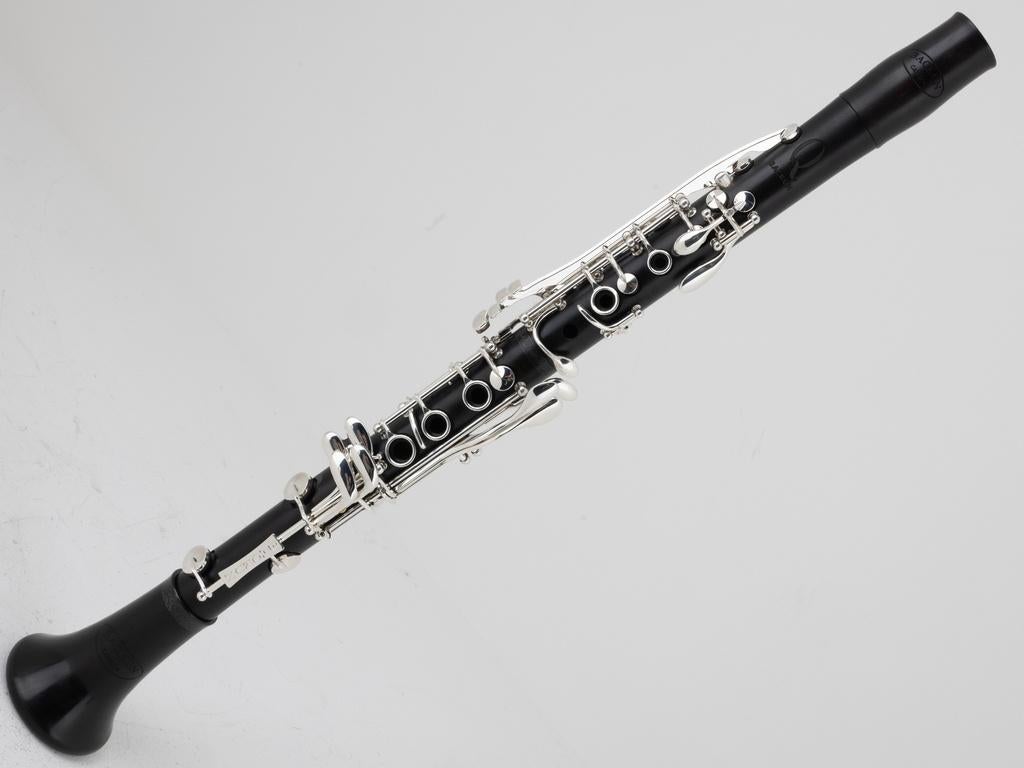 Gebruikte Bes Klarinet Backun Q-series Professional, Grenadi, Muziek en Instrumenten, Blaasinstrumenten | Klarinetten, Bes-klarinet