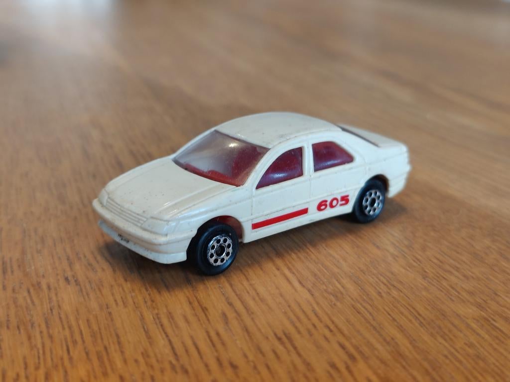 Novacar Peugeot 605 WIT, Ophalen of Verzenden, Zo goed als nieuw, Auto