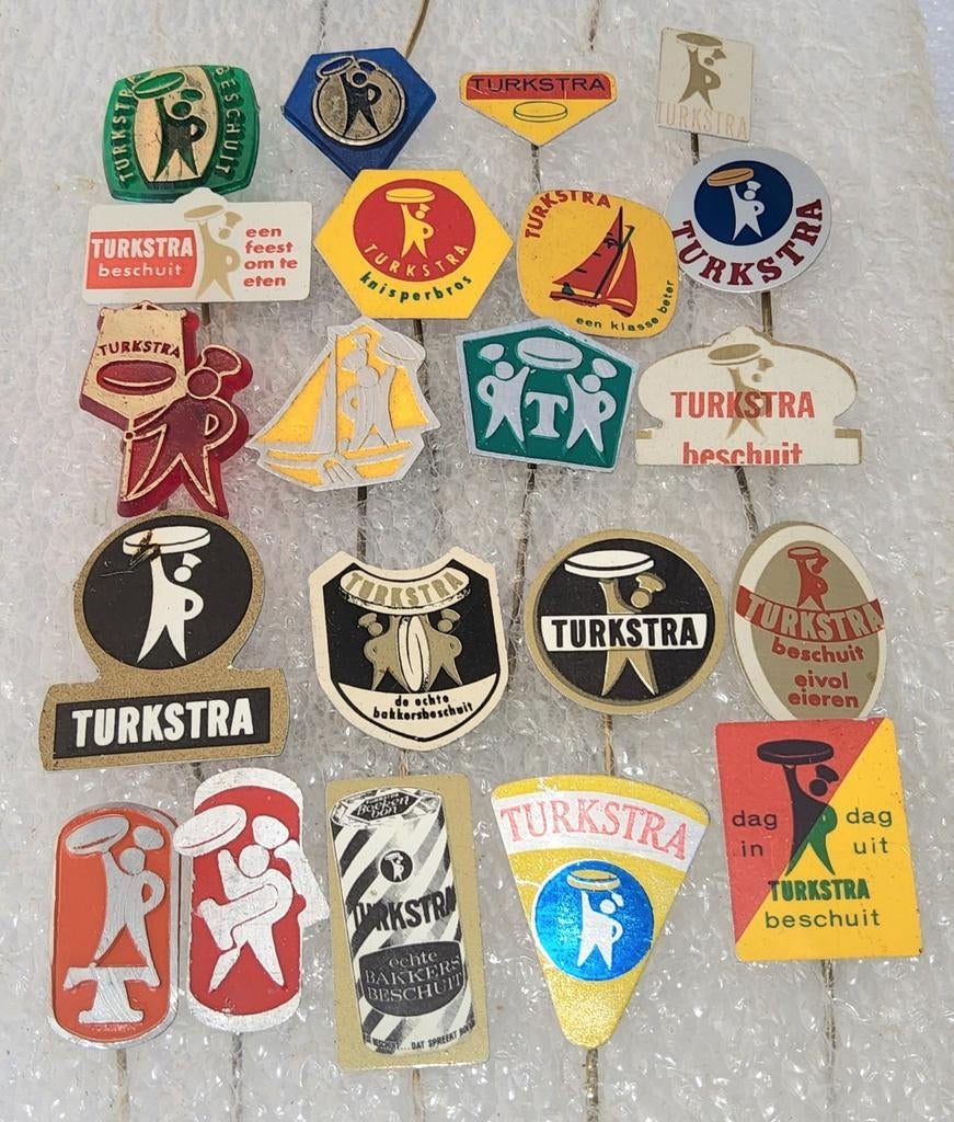 21 Vintage Turkstra Beschuit Speldjes Collectie, Verzamelen, Ophalen of Verzenden, Gebruikt, Merk, Speldje of Pin