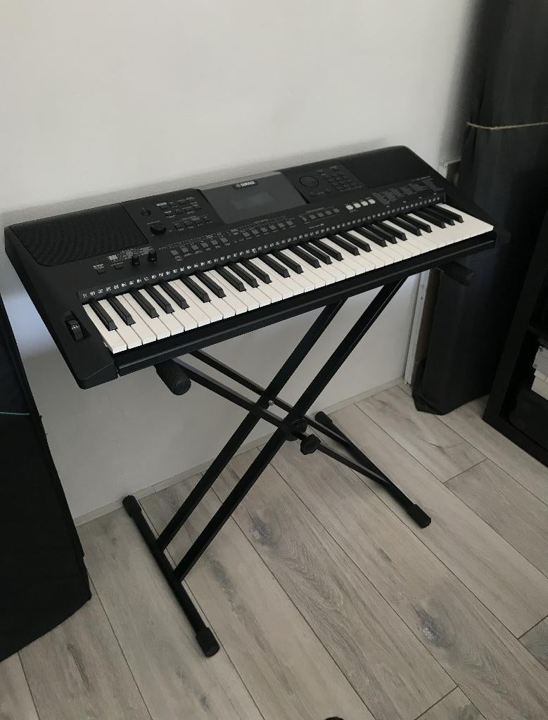 Nette YAMAHA keyboard PSR-E463 + Opbergtas, ect.., Muziek en Instrumenten, Keyboards, Ophalen, 61 toetsen, Yamaha, Zo goed als nieuw