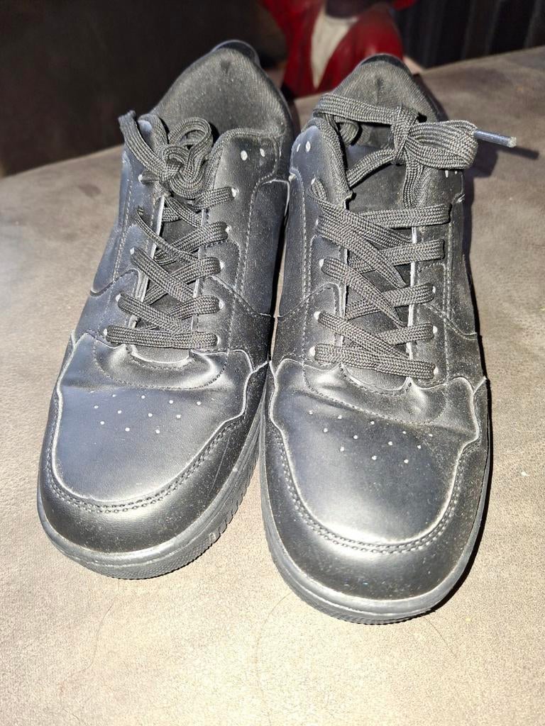 Zwarte LA Gear sneakers, Ophalen, Zo goed als nieuw, Zwart, Sneakers of Gympen